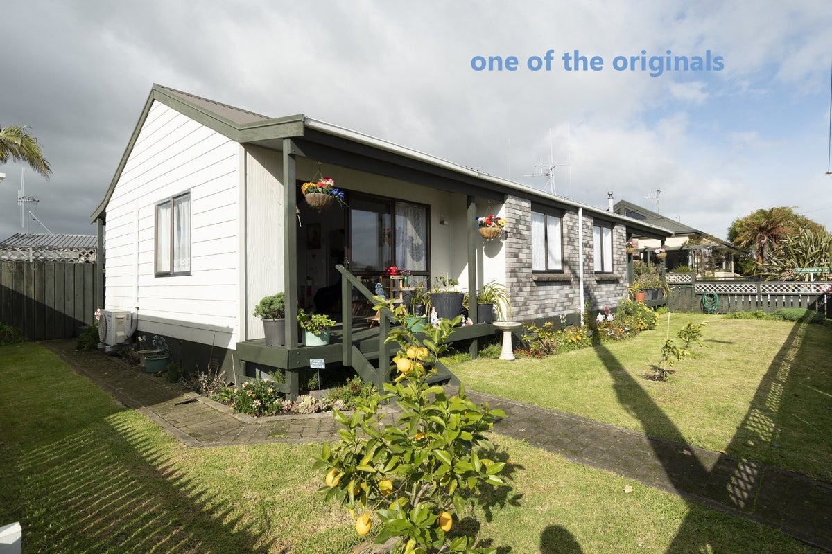 18 Sinclair Street, Greerton, Tauranga - Carousel 1