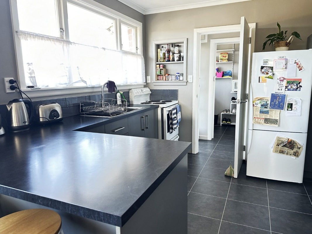 2 Puriri Street, Highfield, Timaru - Carousel 2