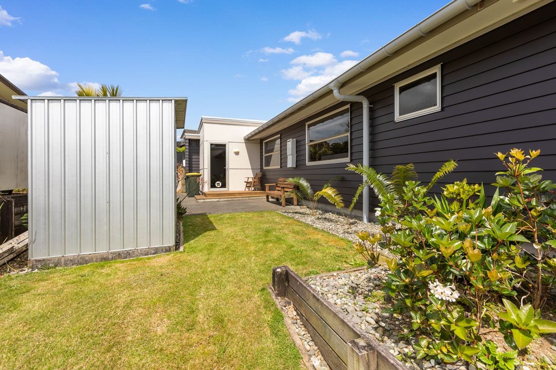 10E Long Place, Frankleigh Park, New Plymouth - Carousel 29