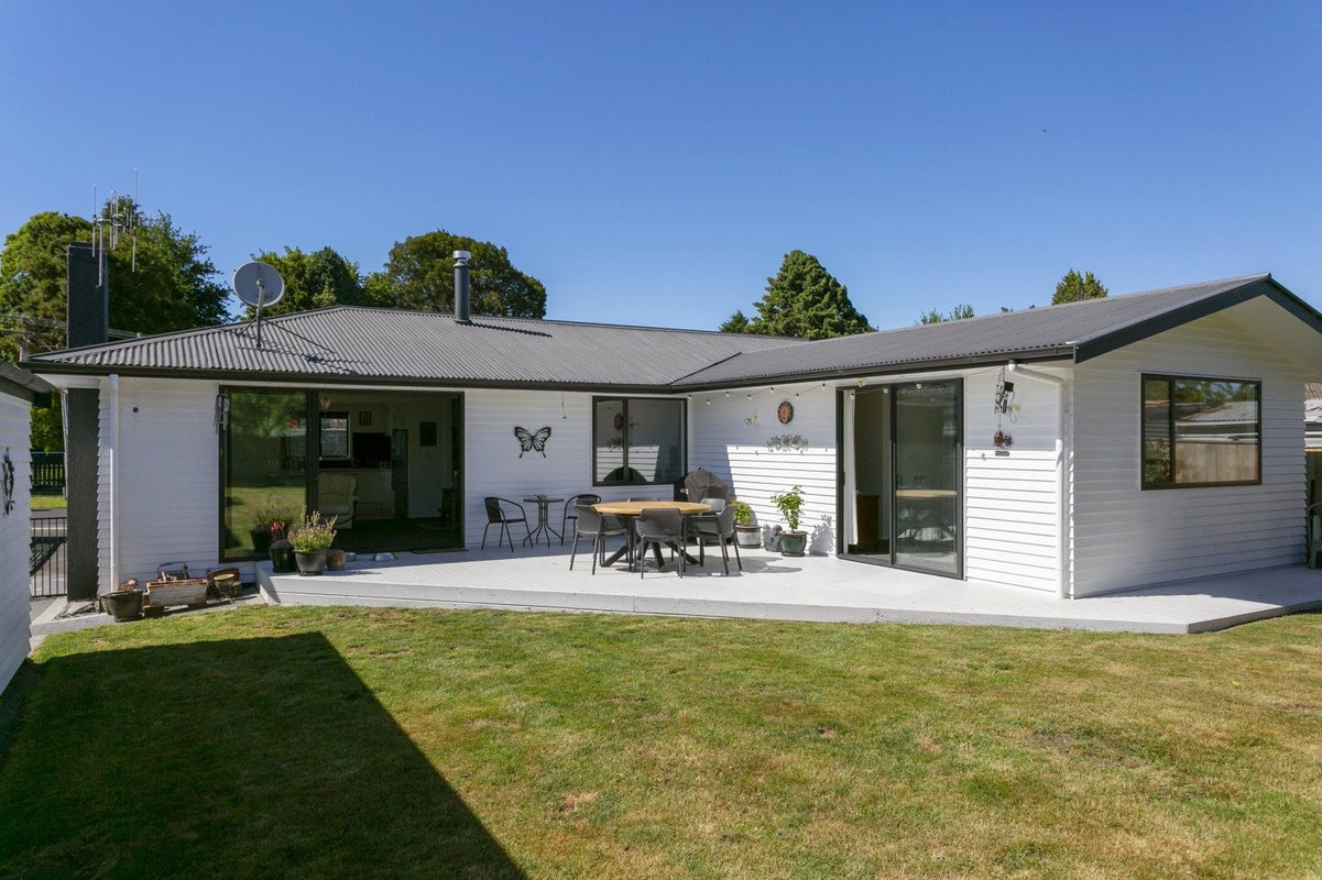 24 Tawa Street, Hilltop, Taupo - Carousel 1