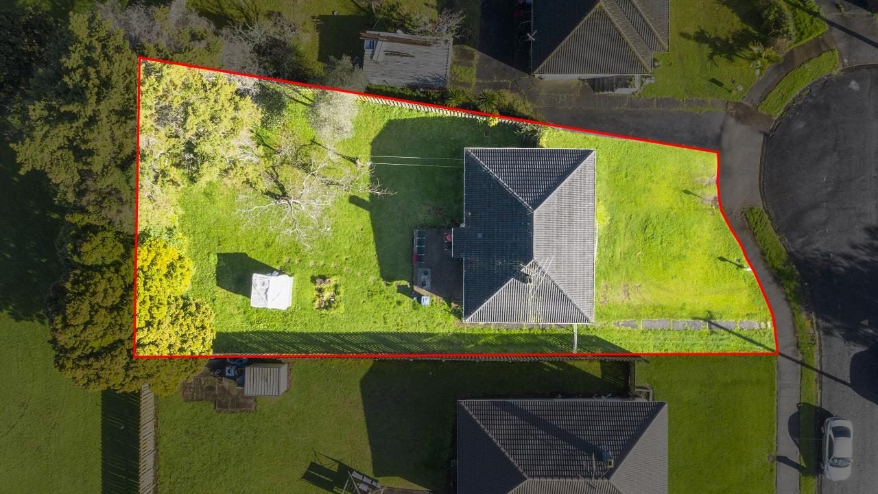 10 Leaside Lane, Glen Innes, Auckland - Carousel 2