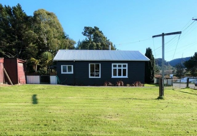 12 Croft Place, Stillwater, Greymouth - Carousel 2