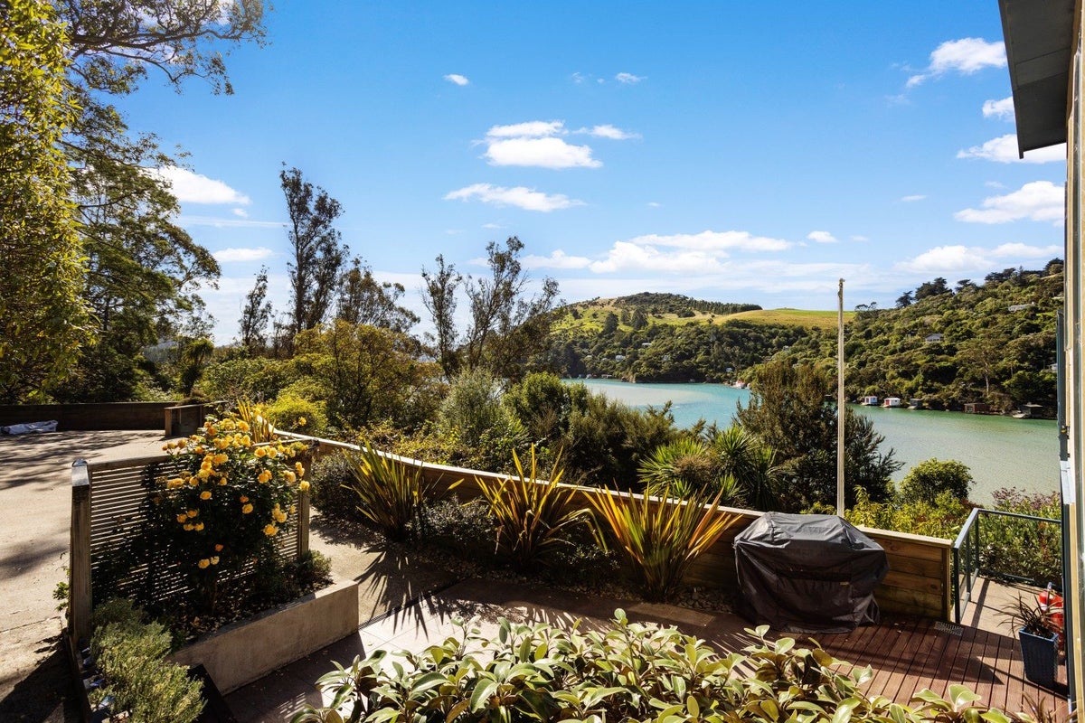 34 Watkins Street, Purakaunui, Port Chalmers - Carousel 50