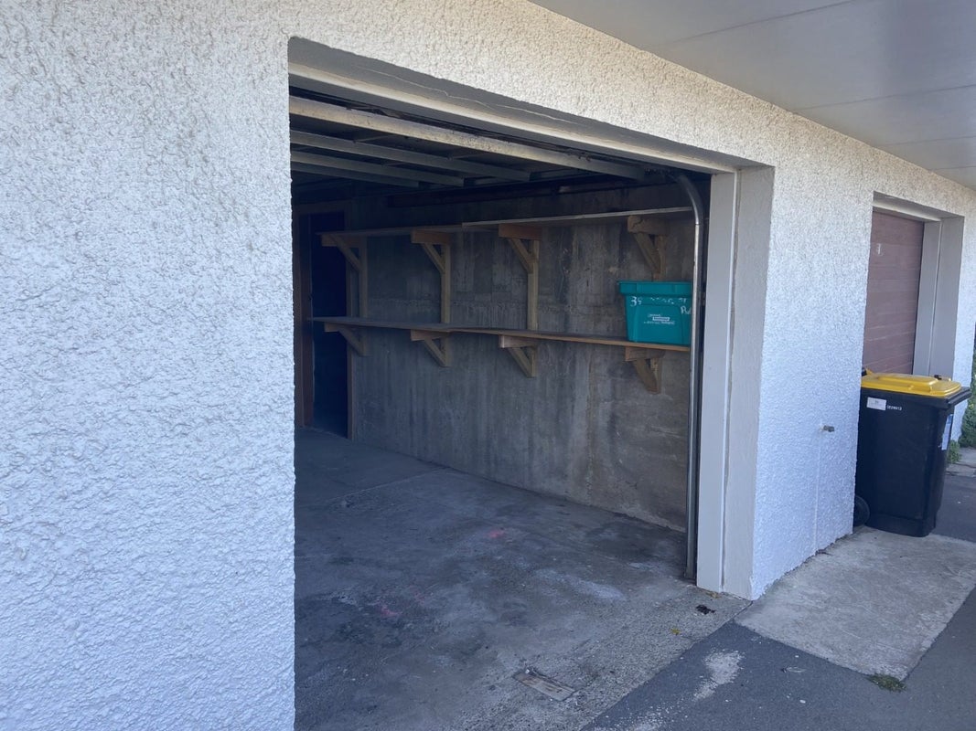 39 Moa Point Road, Moa Point, Wellington - Carousel 21