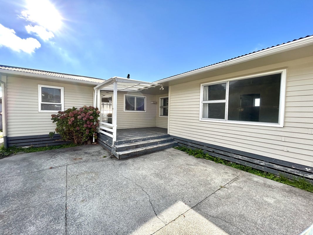 14 Park Road, Western Heights, Rotorua - Carousel 1