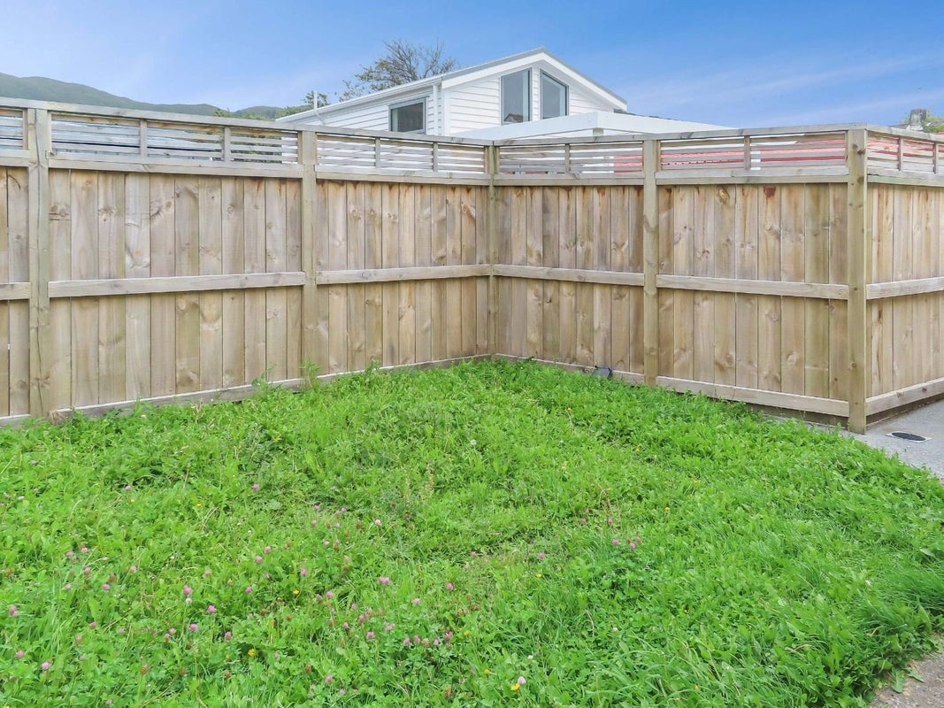 9 Wheatley Street, Naenae, Lower Hutt - Carousel 12