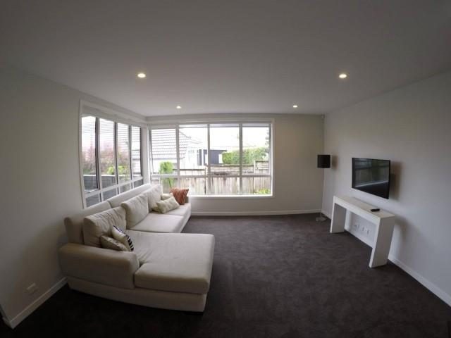 33 Comins Crescent, Mission Bay, Auckland - Carousel 2