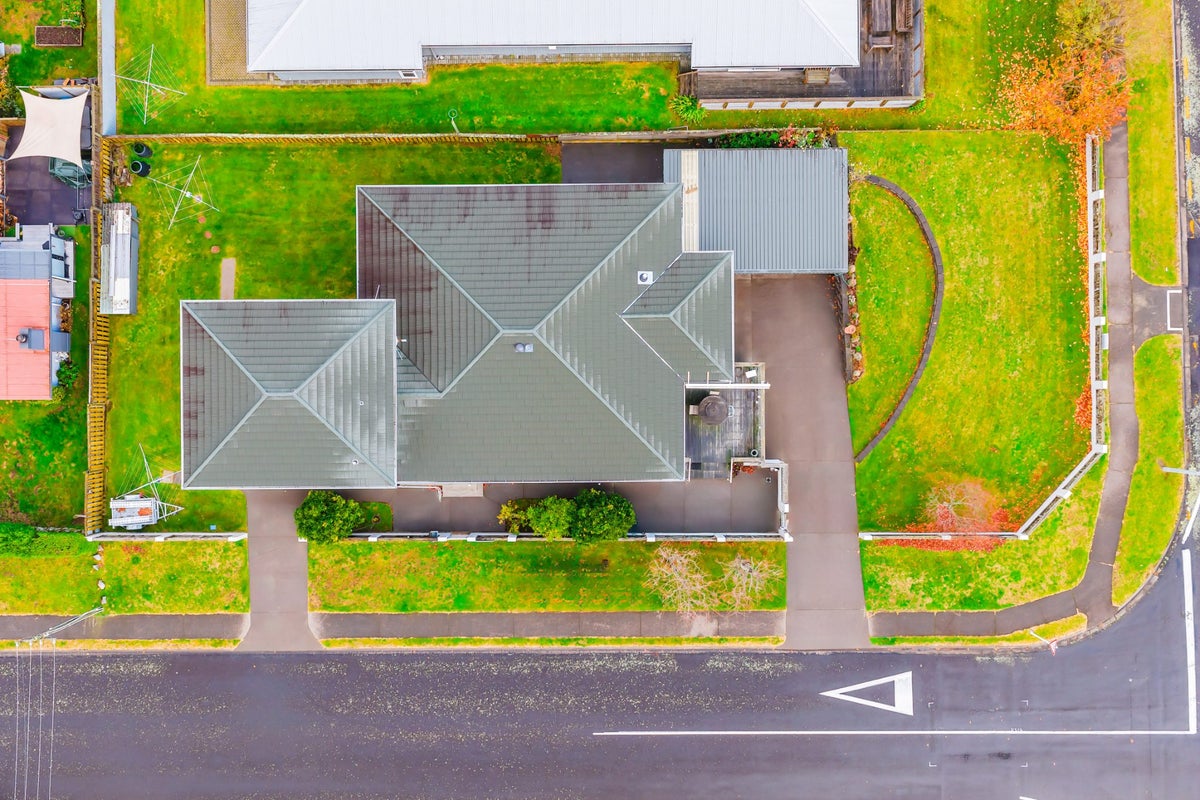 43 Ngamotu Road, Hilltop, Taupo - Carousel 2