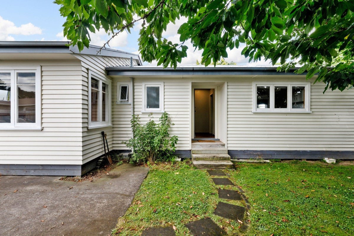 3A Leeds Street, Silverdale, Hamilton - Carousel 2