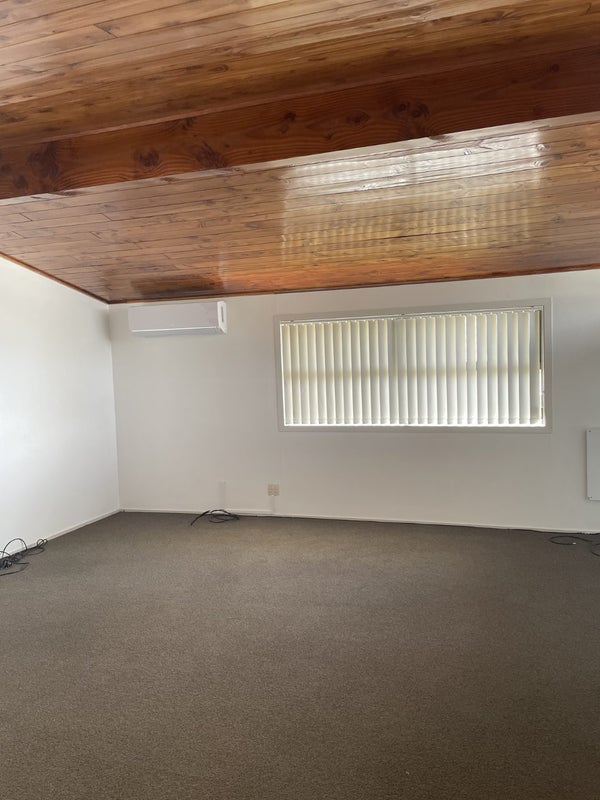3 Tauhinu Road, Greenhithe, Auckland - Carousel 7