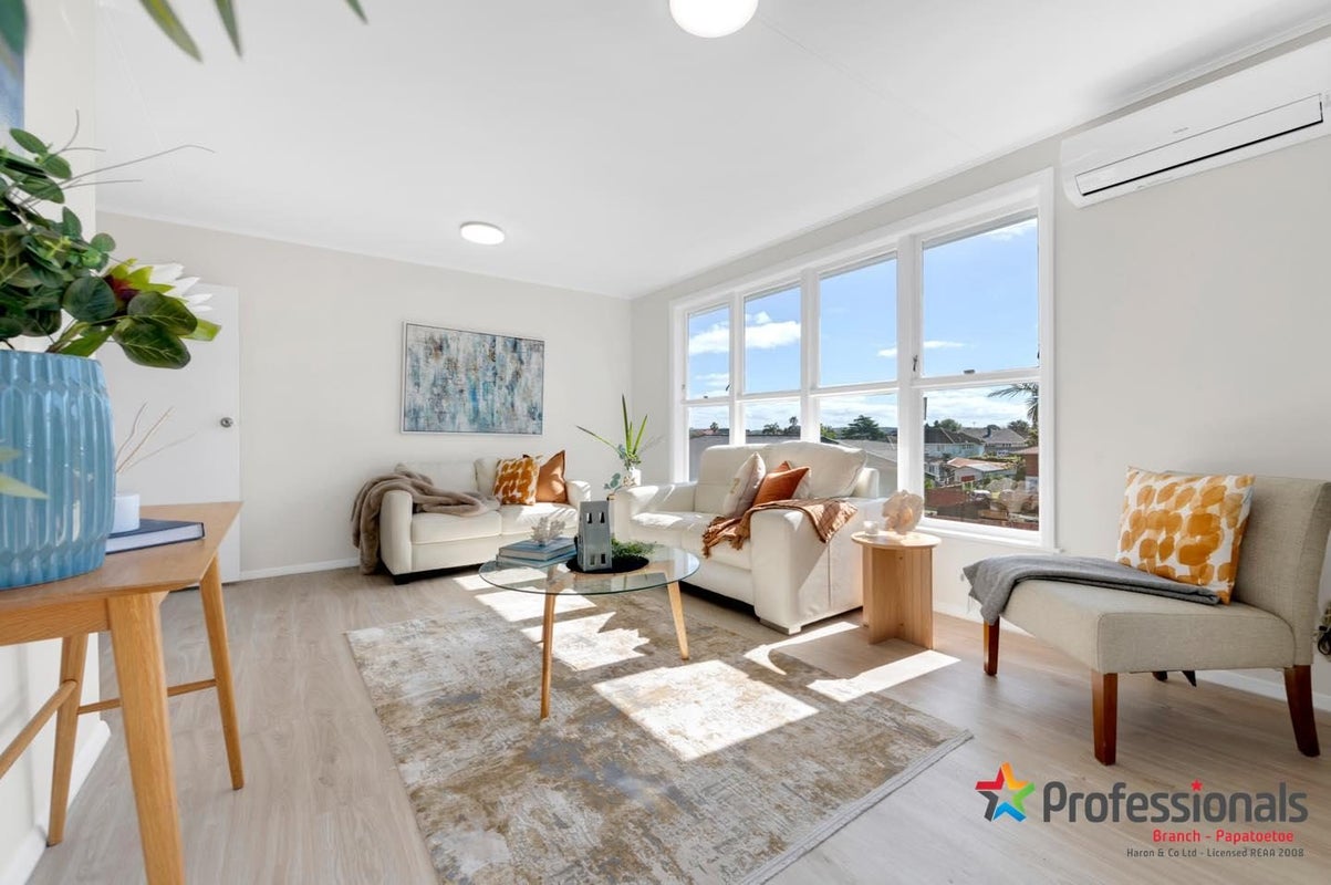 5 Farnborough Crescent, Mangere, Auckland - Carousel 2