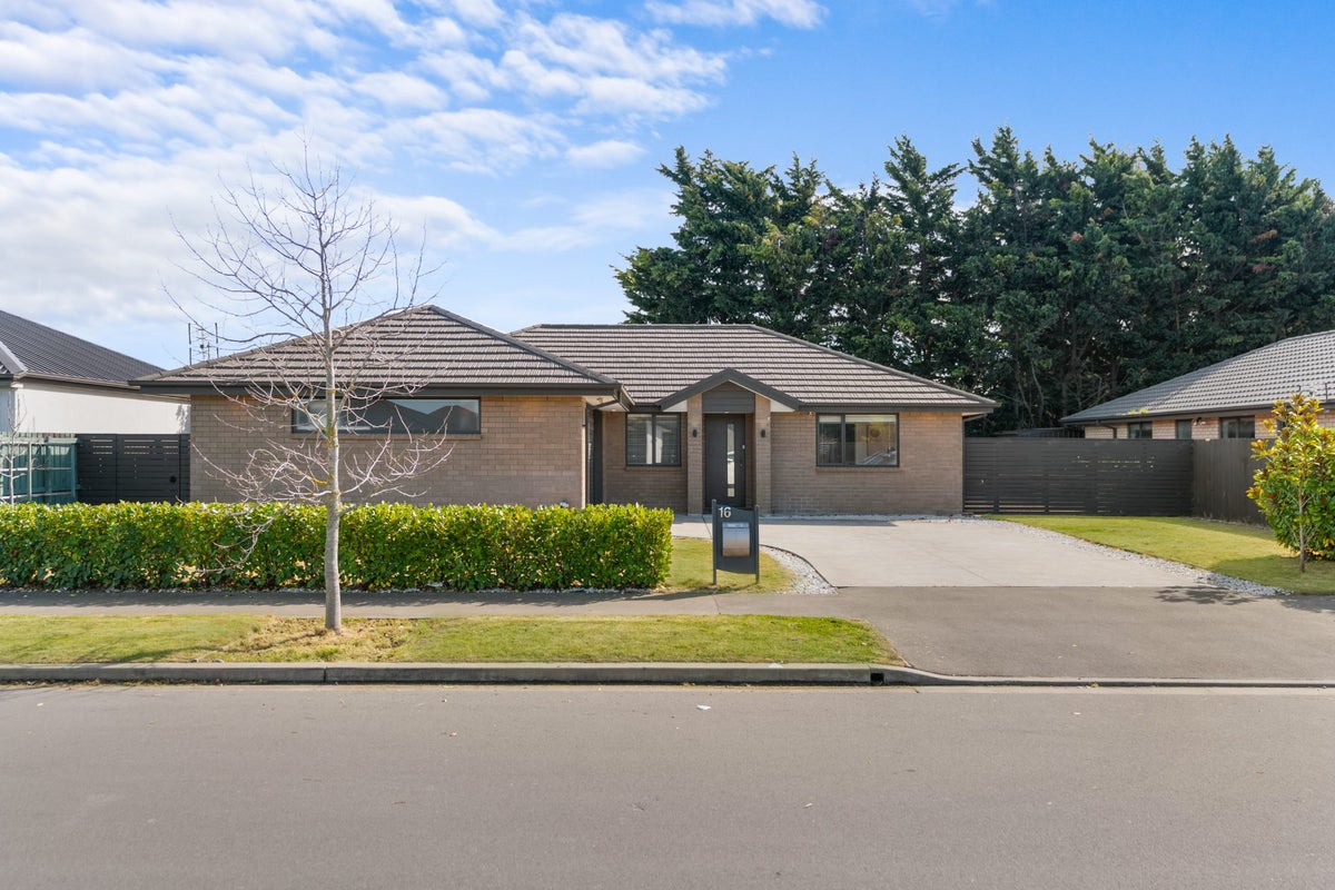 16 Barbara Joan Road, Wigram, Christchurch City, Canterbury - Carousel 1