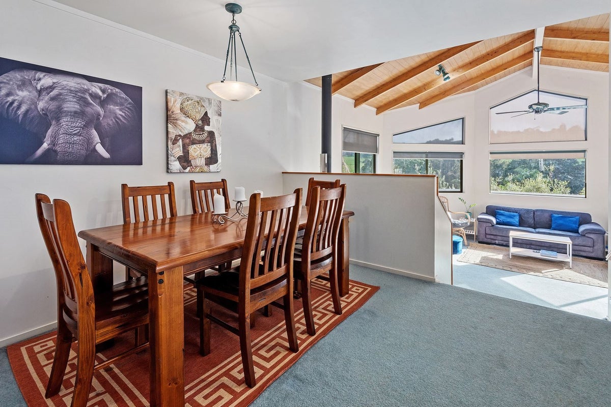 13 Bush Haven Drive, Te Kamo, Whangarei - Carousel 1