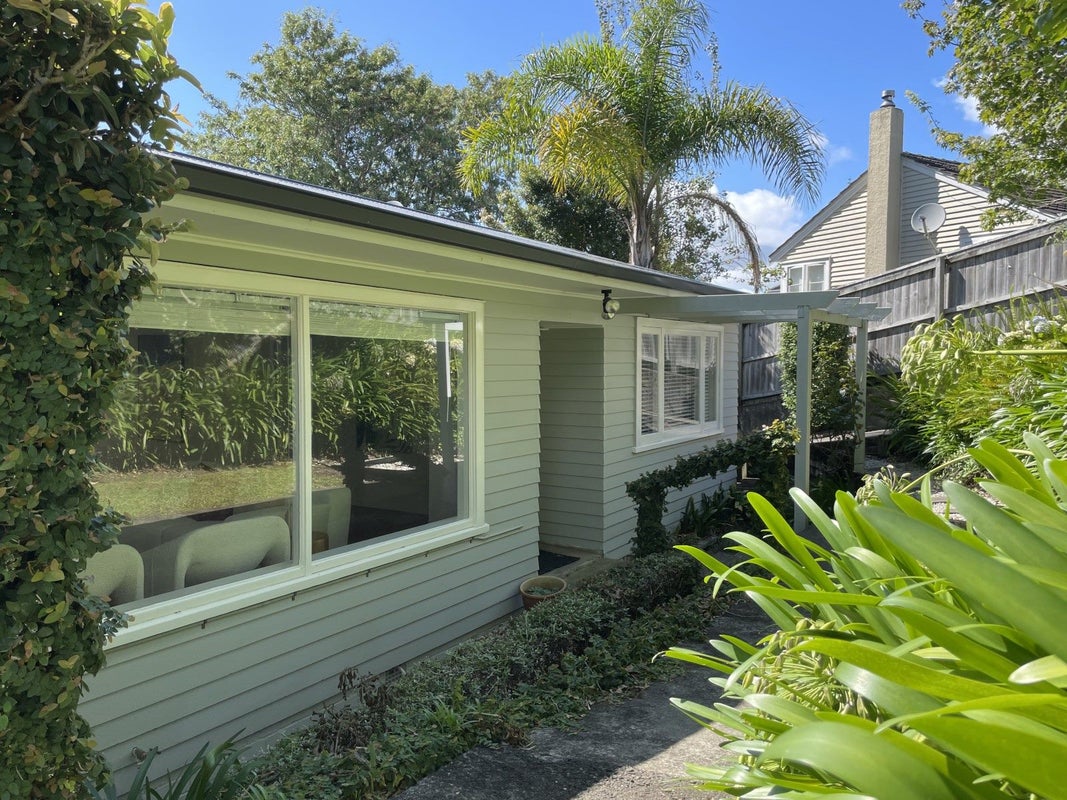 27 Hartland Avenue, Glendowie, Auckland - Carousel 2
