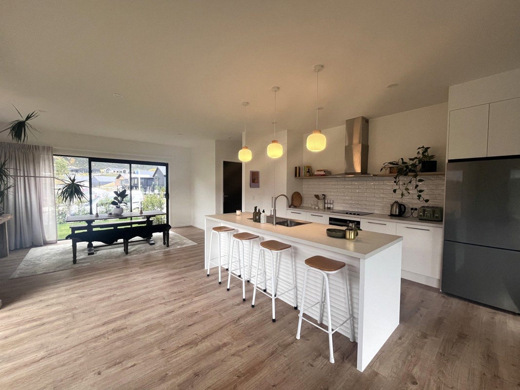 38 Spur Ridge Rise, Jacks Point, Queenstown - Carousel 2