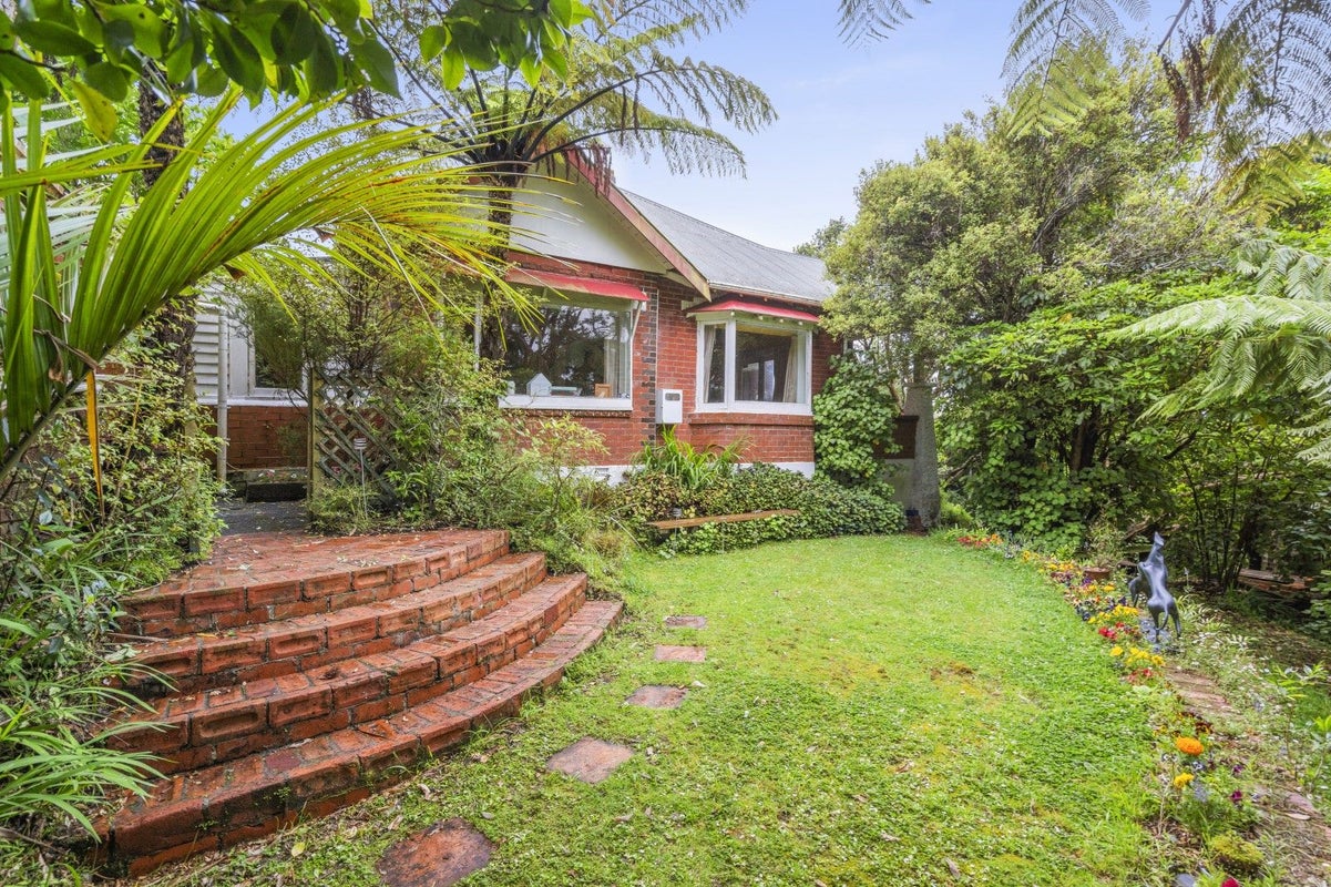 91 Chelmsford Street, Ngaio, Wellington - Carousel 1