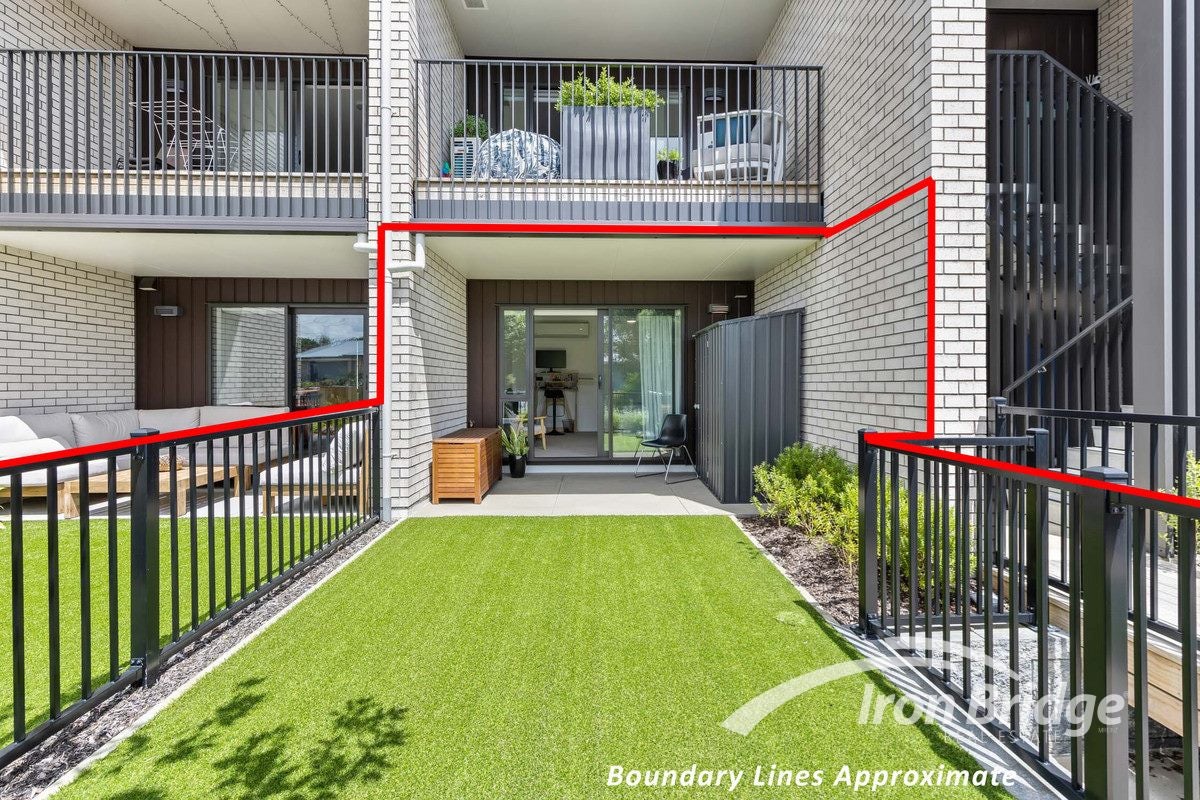 4/18 Titoki Street, Te Atatu Peninsula, Auckland - Carousel 1