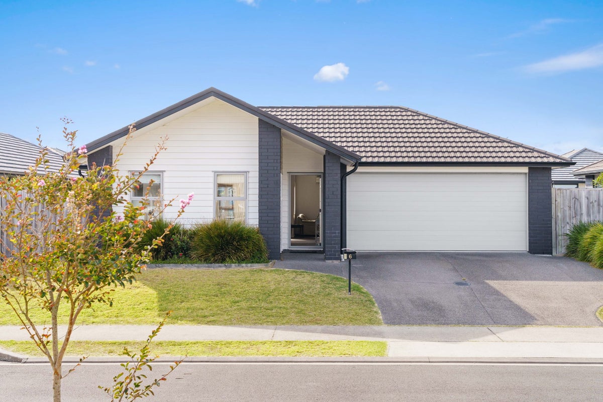 6 Kuru Place, Papamoa - Carousel 2