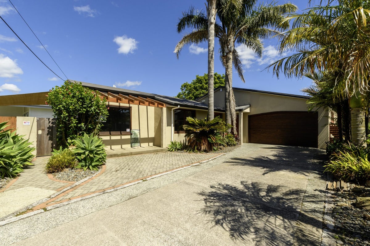79 Maxwells Road, Otumoetai, Tauranga - Carousel 1