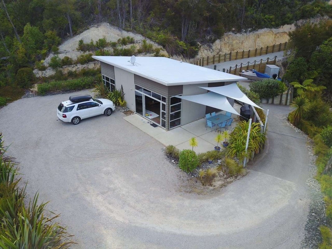 84 Martin Farm Road, Kaiteriteri, Motueka - Carousel 1