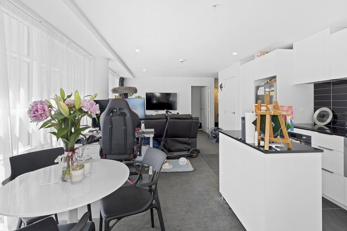E406/160 Victoria Street, Te Aro, Wellington - Carousel 1
