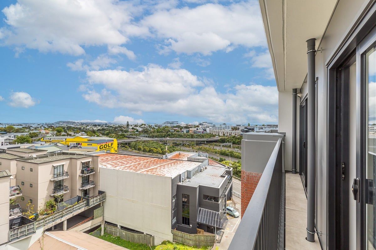 612/59 France Street South, Newton, Auckland - Carousel 13
