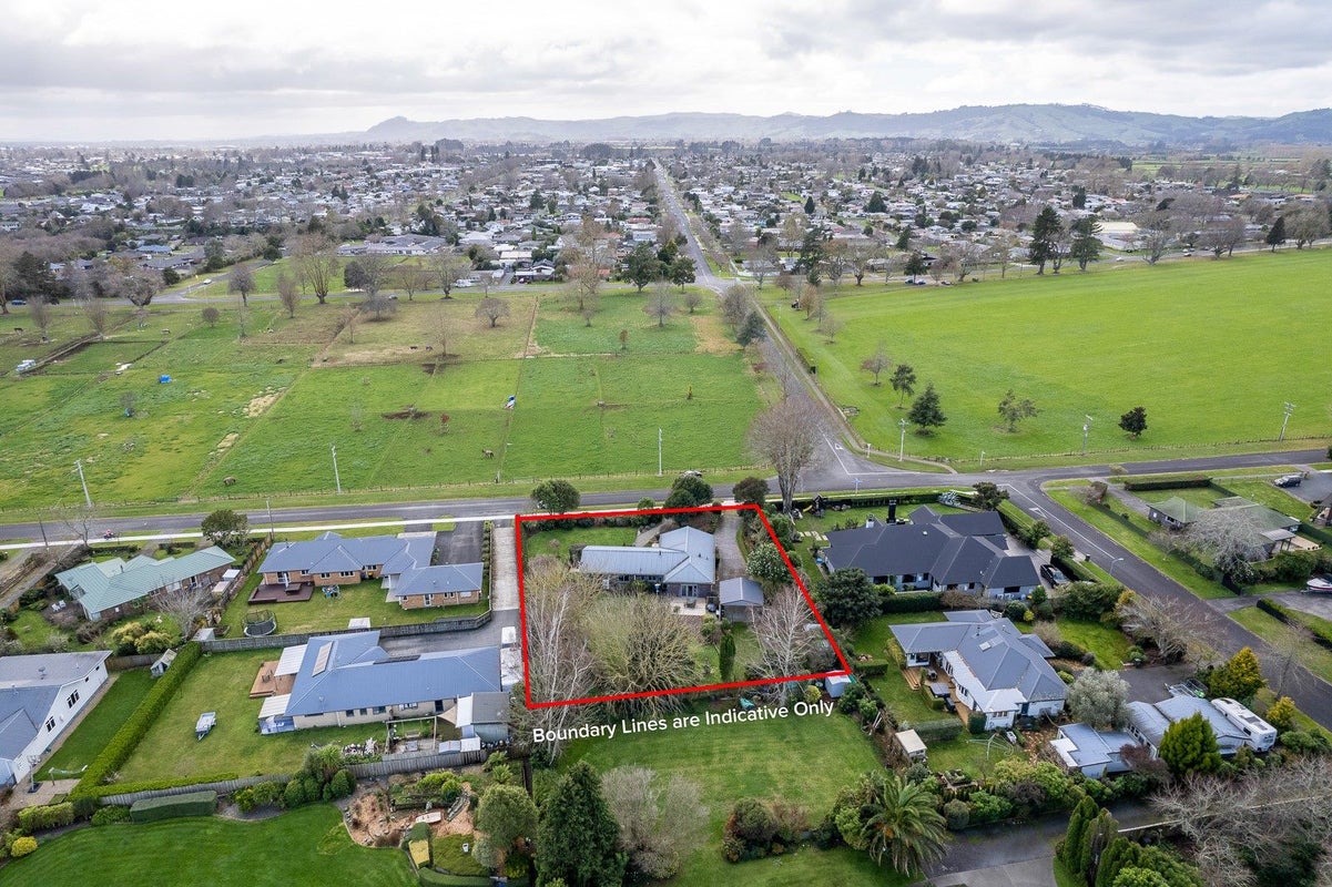 21 Milton Street, Leamington, Cambridge - Carousel 2