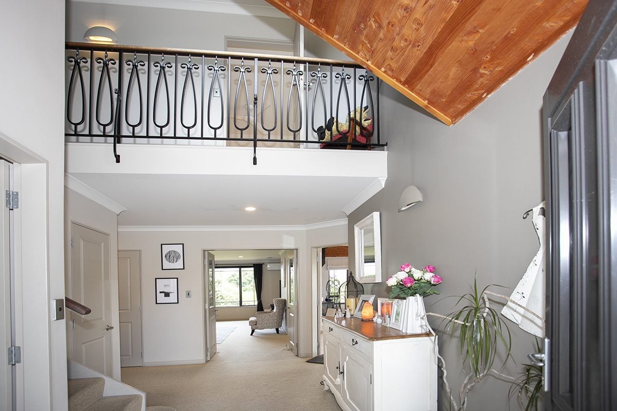 35 Honeysuckle Lane, Ohauiti, Tauranga - Carousel 1
