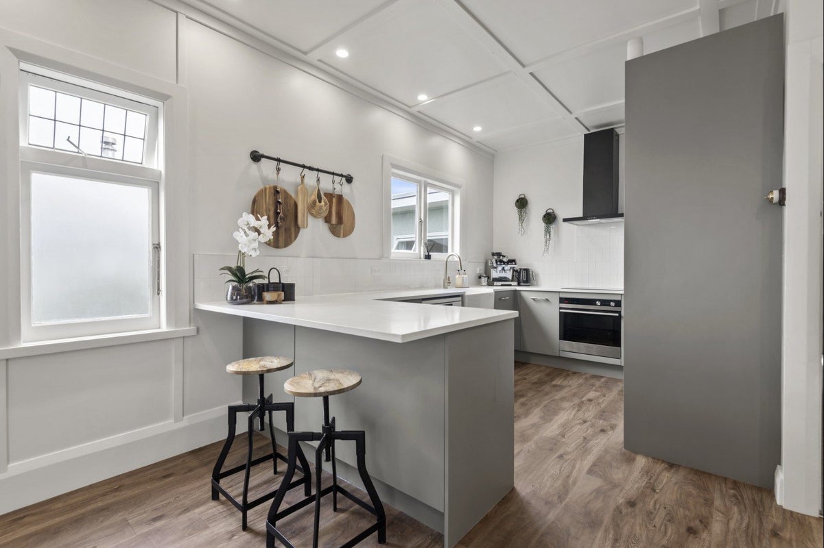 73 Brightwater Terrace, Terrace End, Palmerston North - Carousel 2