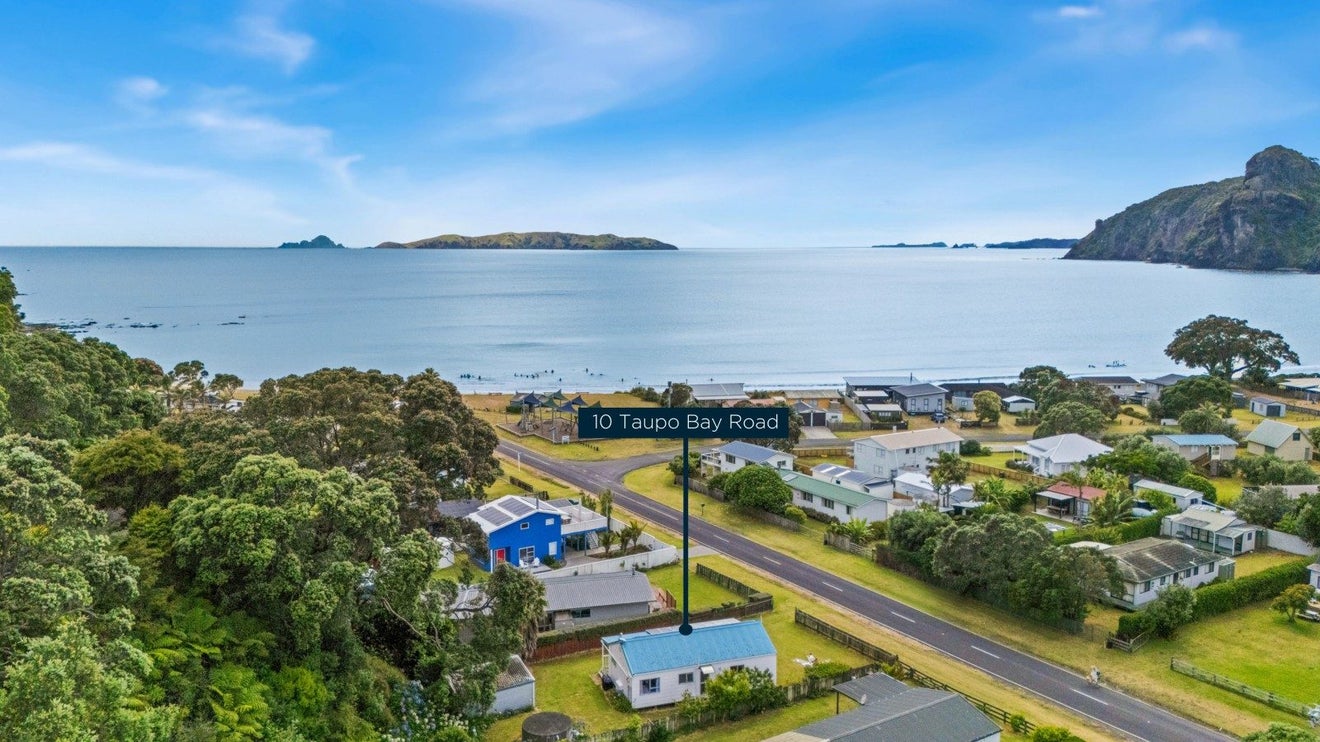 10 Taupo Bay Road, Taupo Bay, Mangonui - Carousel 1
