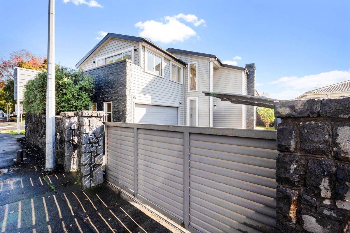 177 Green Lane West, Greenlane, Auckland - Carousel 2