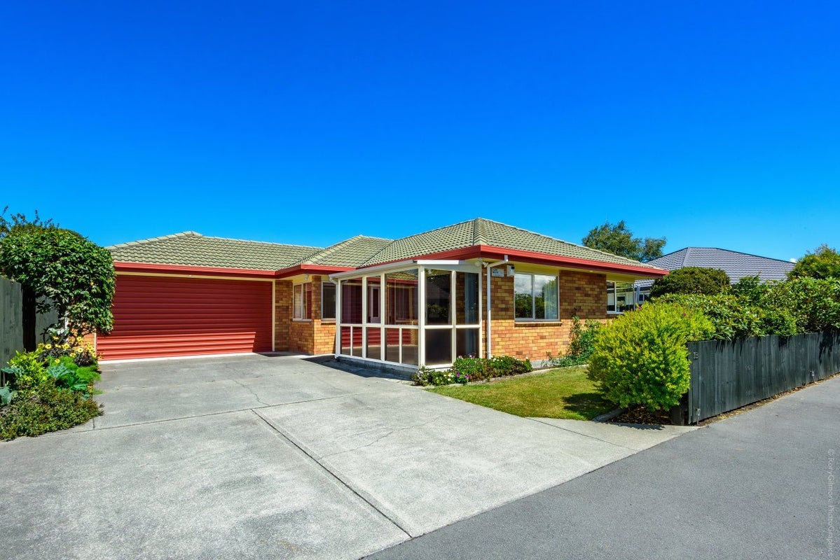 7B Ronald George Place, Parklands, Christchurch - Carousel 2