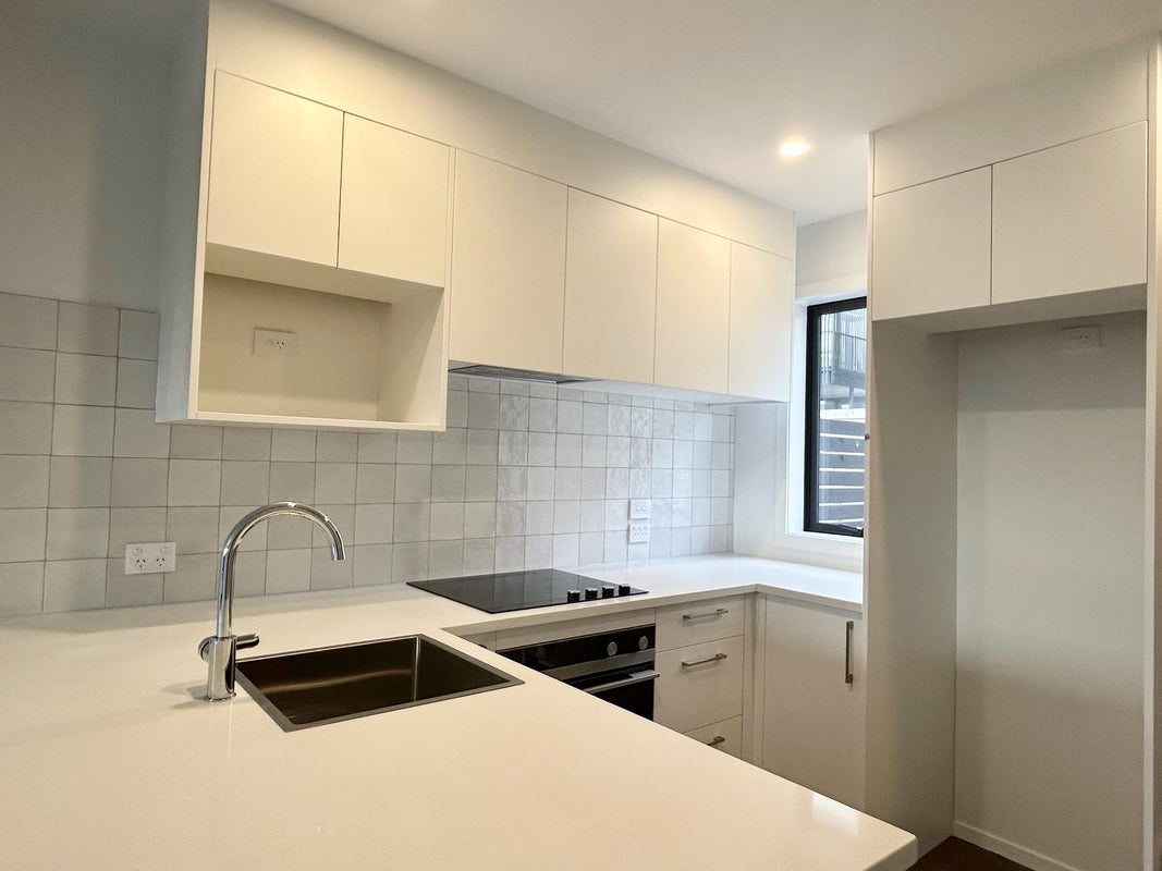 32/28 Westgate Drive, Westgate, Auckland - Carousel 2