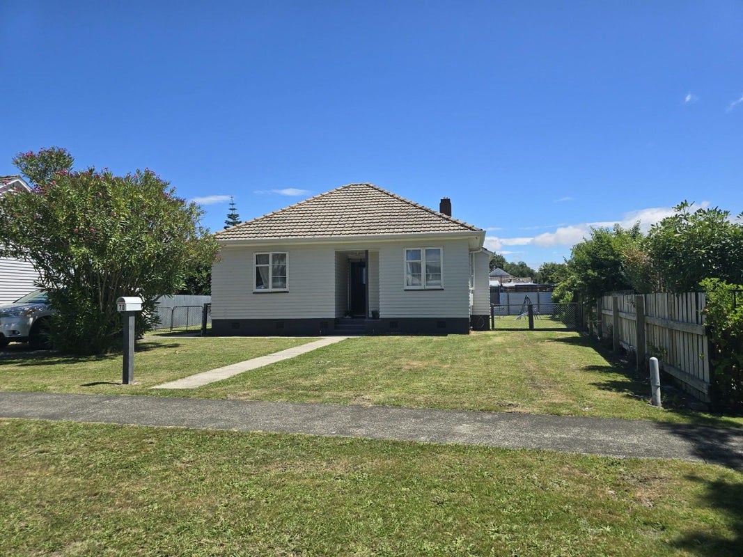 70 Centennial Crescent, Te Hapara, Gisborne - Carousel 2