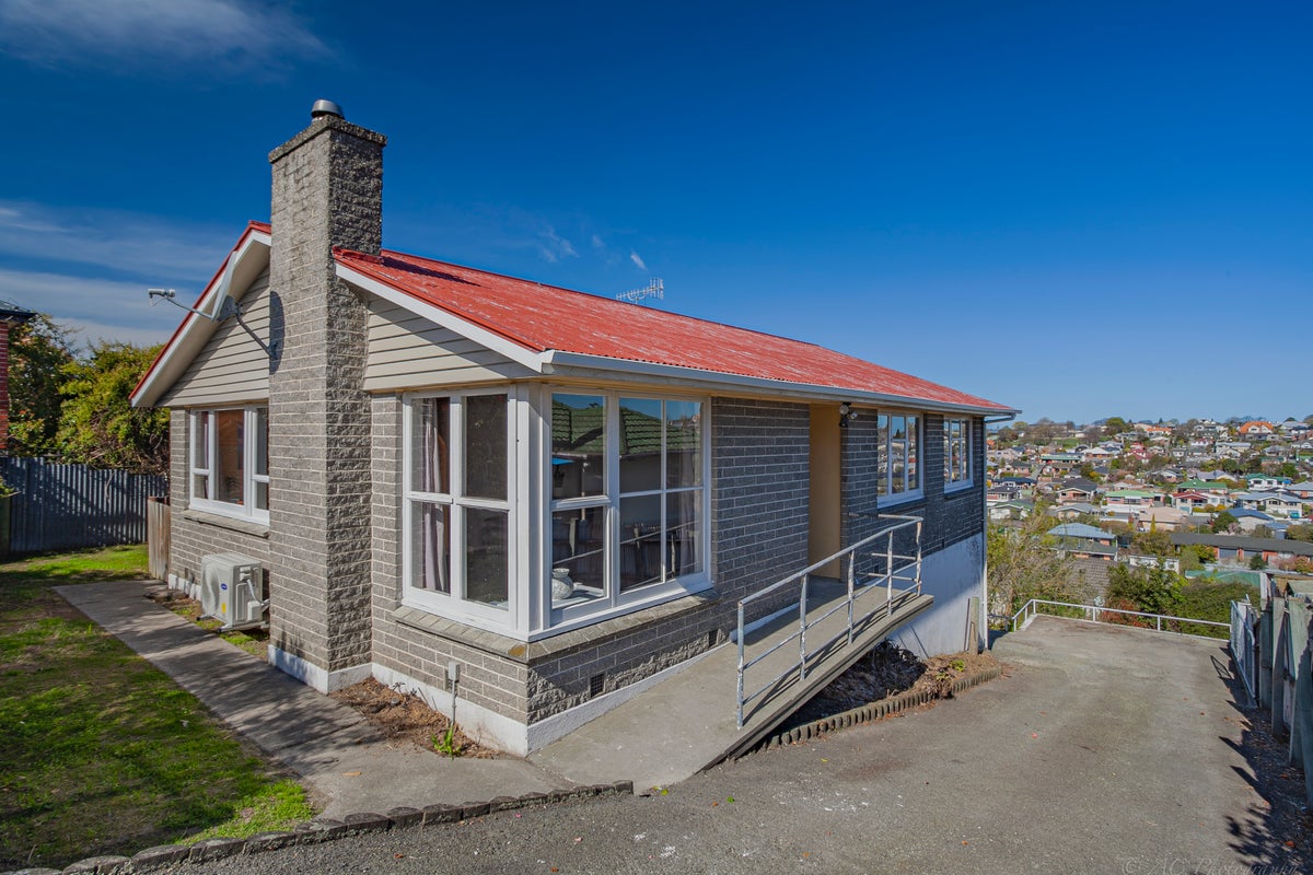9 Hartley Crescent, Marchwiel, Timaru - Carousel 1