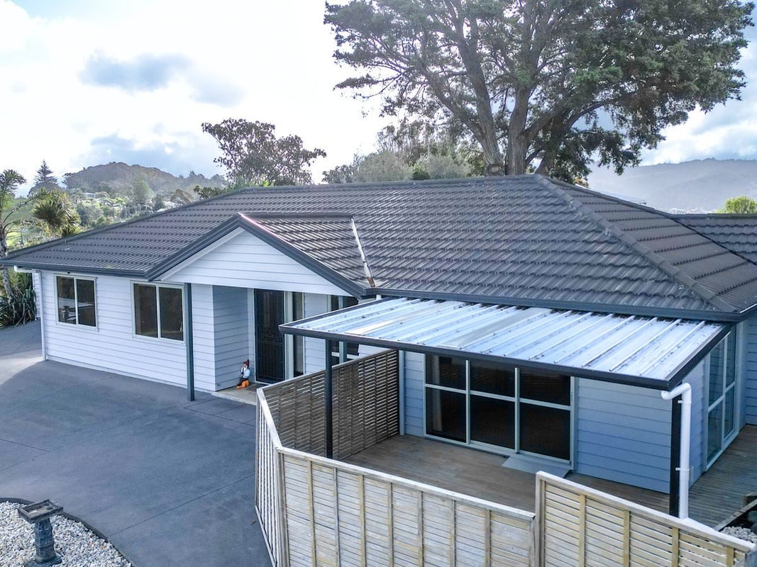 16 Madison Place, Morningside, Whangarei - Carousel 1