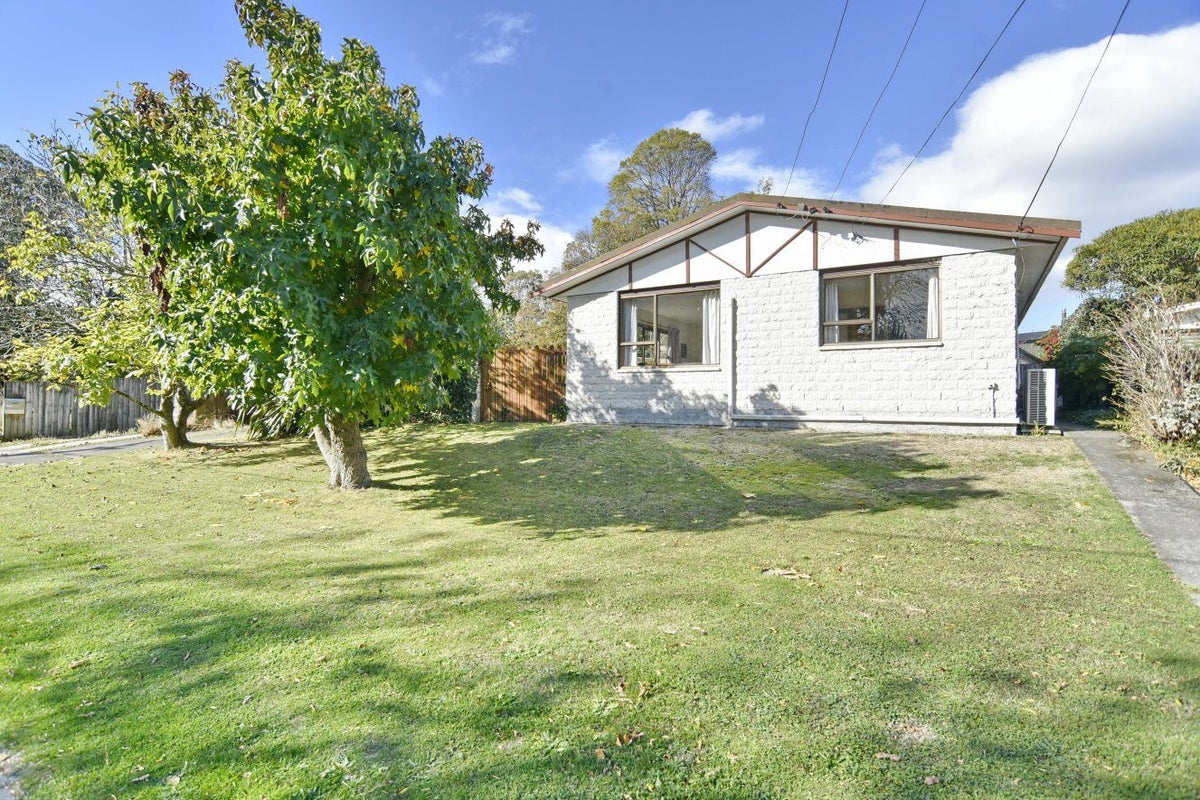 40 Riverlaw Terrace, Saint Martins, Christchurch - Carousel 24