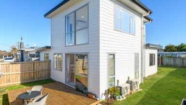 42A Baycroft Avenue, Parkvale, Tauranga - Carousel 1