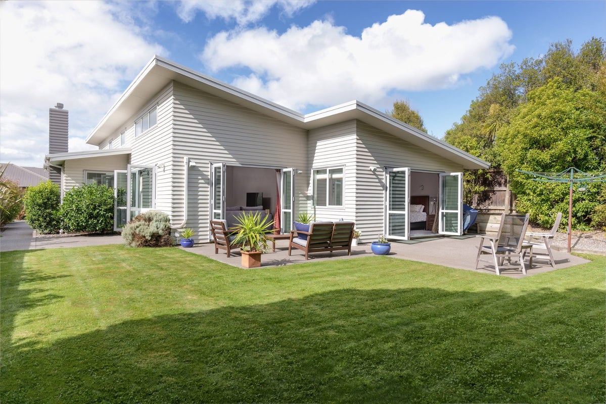 28 Iraklis Close, Templeton, Christchurch - Carousel 2