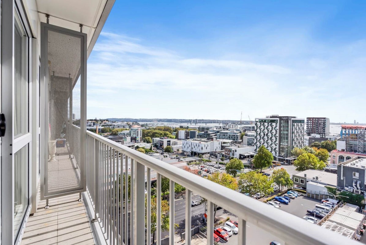 1018/72 Nelson Street, Auckland Centra, Auckland - Carousel 1