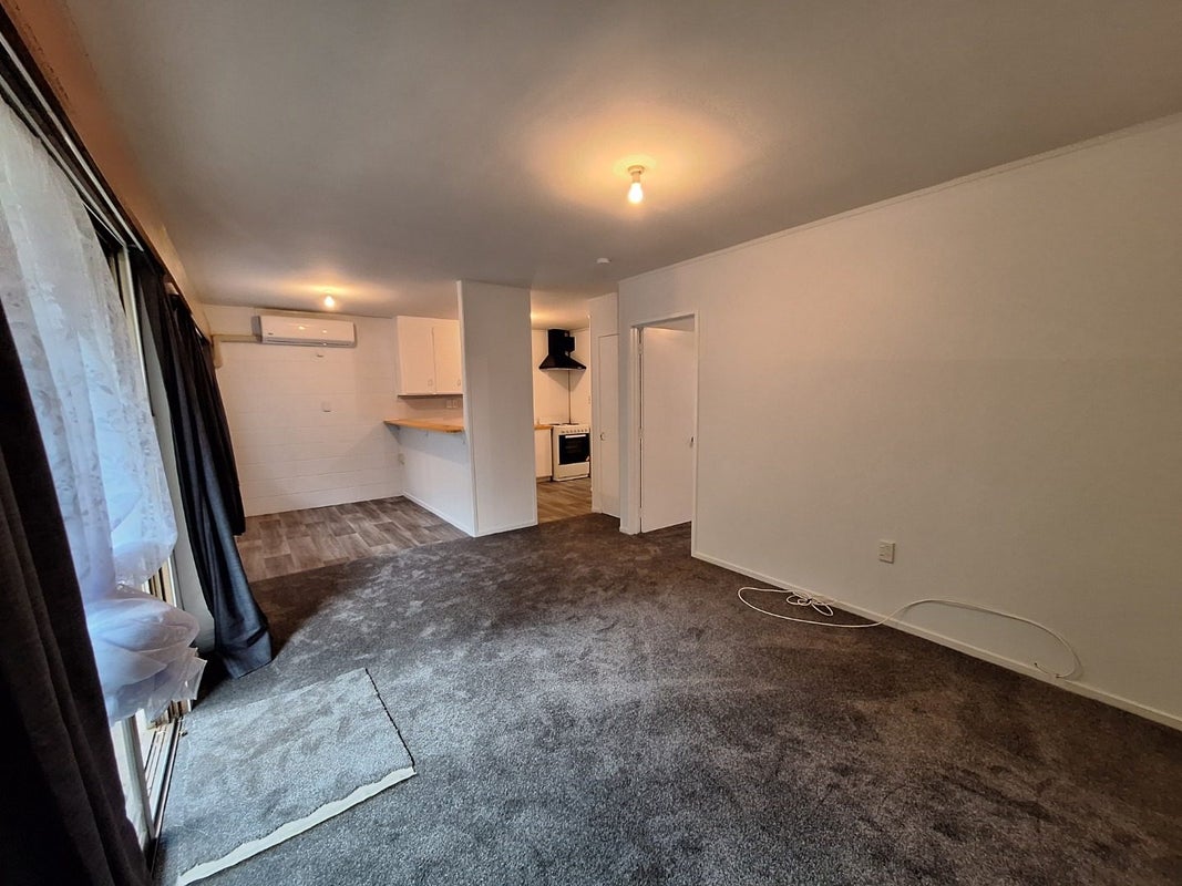 3/30 Fairview Road, Mount Eden, Auckland - Carousel 2