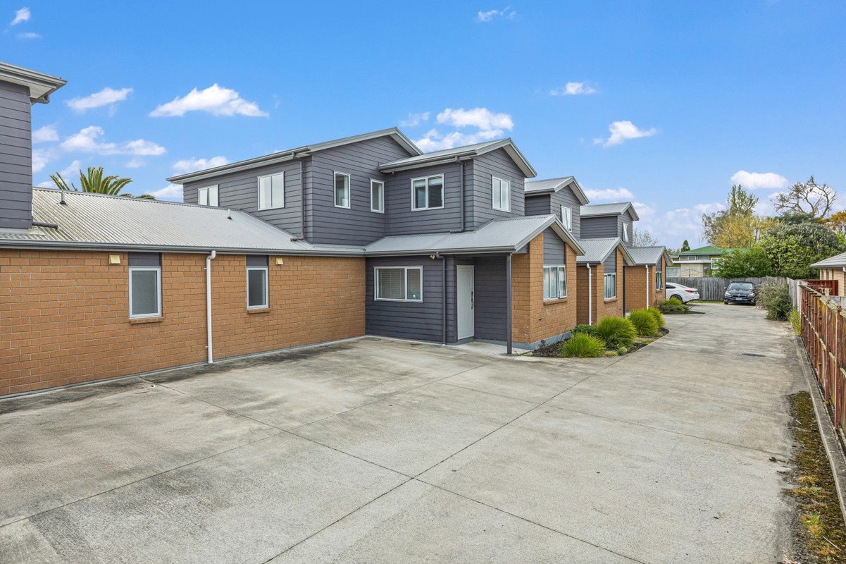 4/43 Mahoe Street, Melville, Hamilton - Carousel 1
