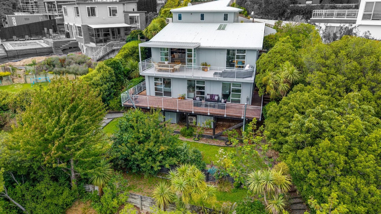 4 Patchett Place, Cashmere, Christchurch - Carousel 1