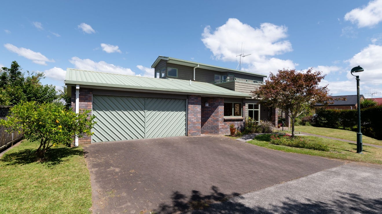 20 Piccadilly Lane, Hillcrest, Hamilton - Carousel 1