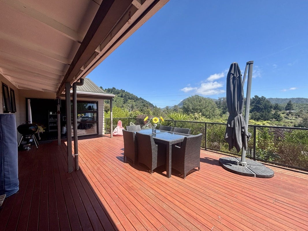 47 Boons Valley Road, Waikawa, Picton - Carousel 41