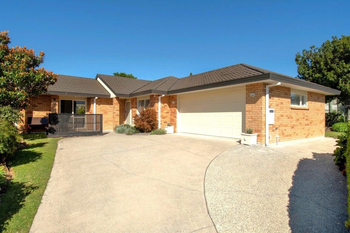 1 Tautara Place, Ohauiti, Tauranga - Carousel 1
