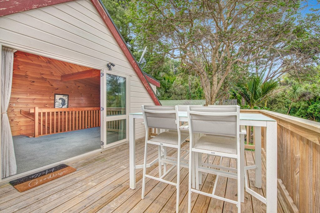 100 Pemberton Avenue, Bayview, Auckland - Carousel 2