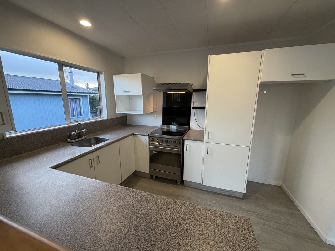 3/909 Clive Street, Akina, Hastings - Carousel 2