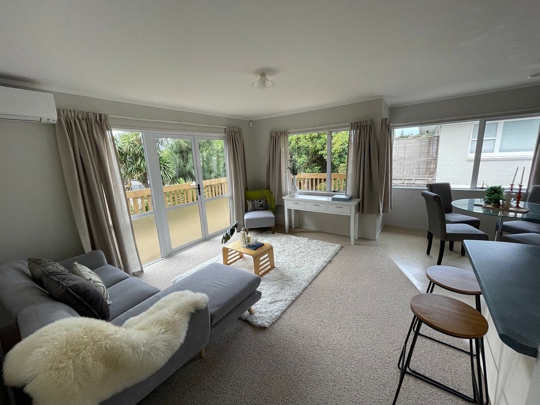 22 Kayeleen Place, Cockle Bay, Auckland - Carousel 1
