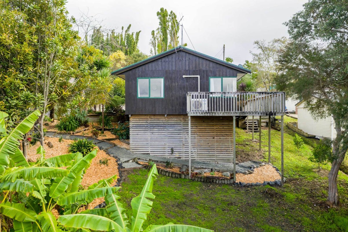 24 Leith Street, Morningside, Whangarei - Carousel 1